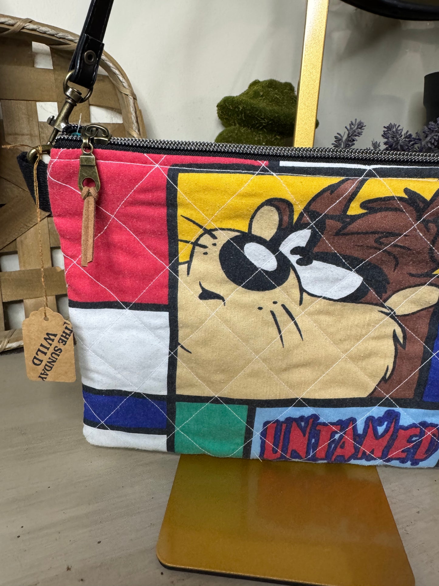 Vintage Looney Tunes/Tasmanian Devil - Up-cycled Crossbody